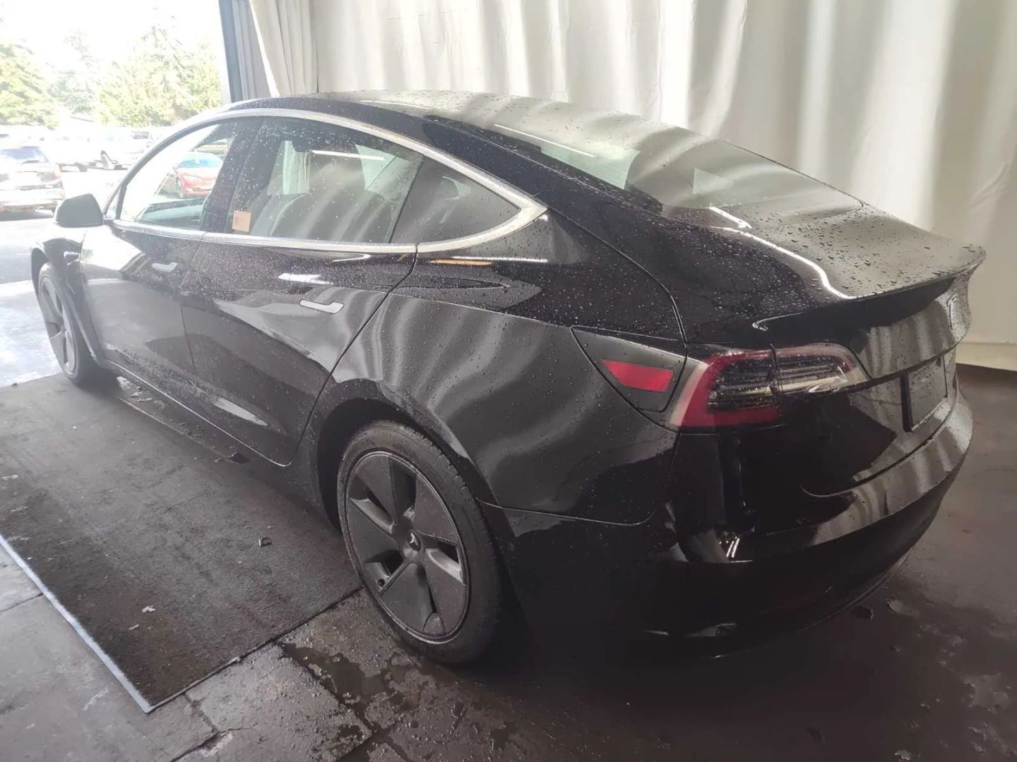 tesla model 3 2019 5YJ3E1EA1KF413913 image tesla model 3 2019 5YJ3E1EA1KF413913 image